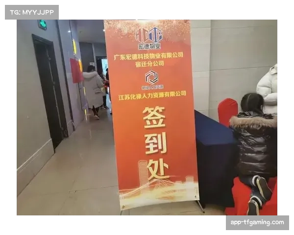 2011中超联赛盛大开幕万众期待欢聚一堂展现足球激情与梦想 2011中超联赛盛大开幕万众期待欢聚一堂展现足球激情与梦想